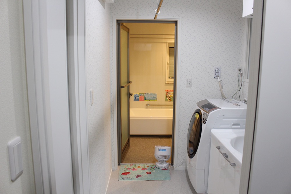 クロス_洗面所_全体_1