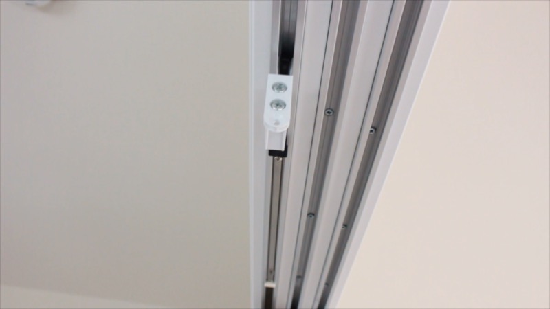 吊り戸_外したレール部品