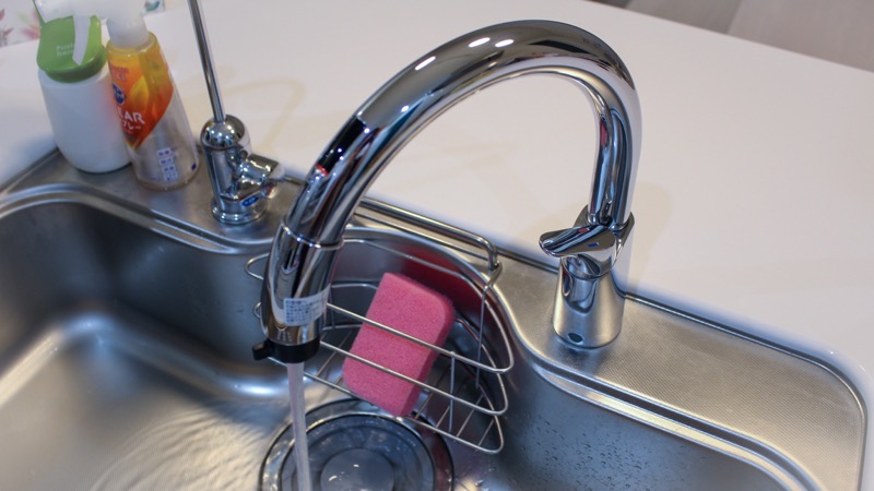 タッチレス水栓