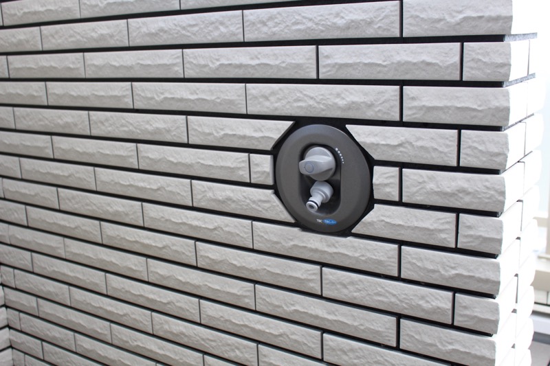 ルーフガーデン_散水栓コンセント