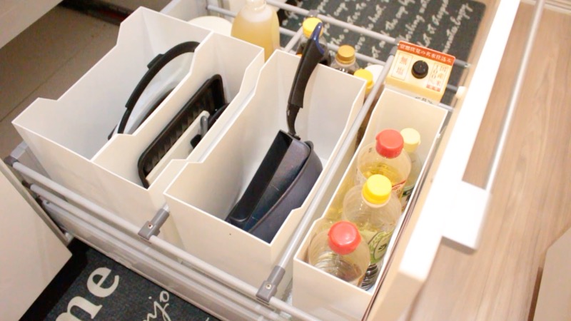 スマートキッチン_収納内容_中央_下段