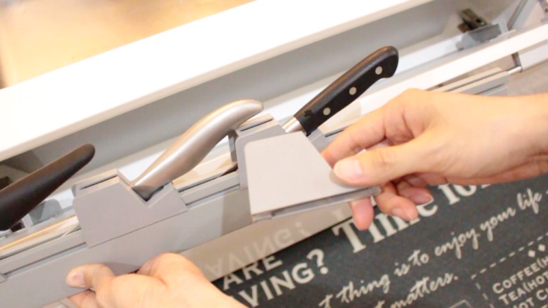 スマートキッチン_収納内容_包丁差しパーツ外した