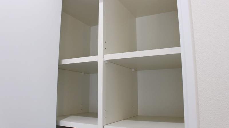 パントリー_上の収納_空