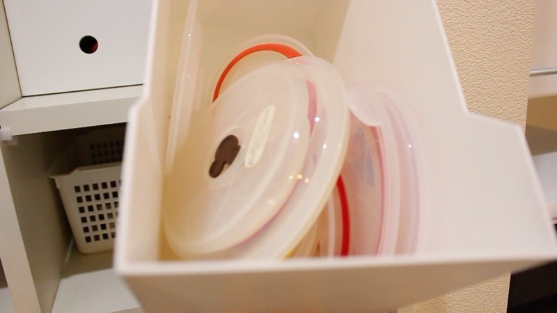 パントリー中身_右_上から2段目_右ボックス