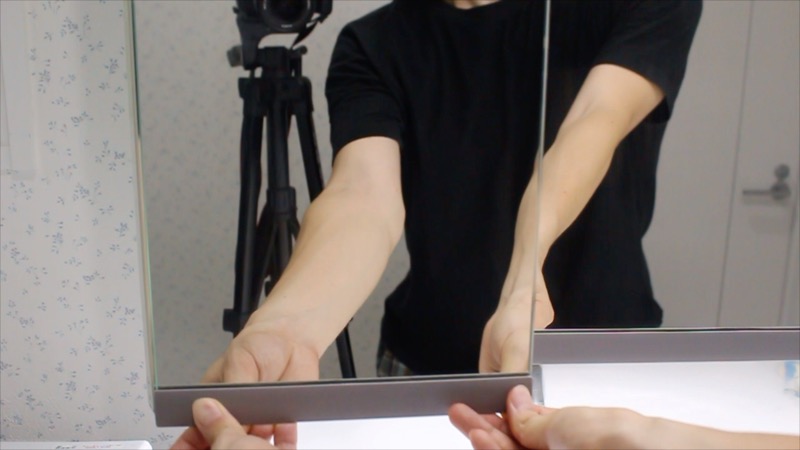 洗面台ミラー_三面鏡の開け方