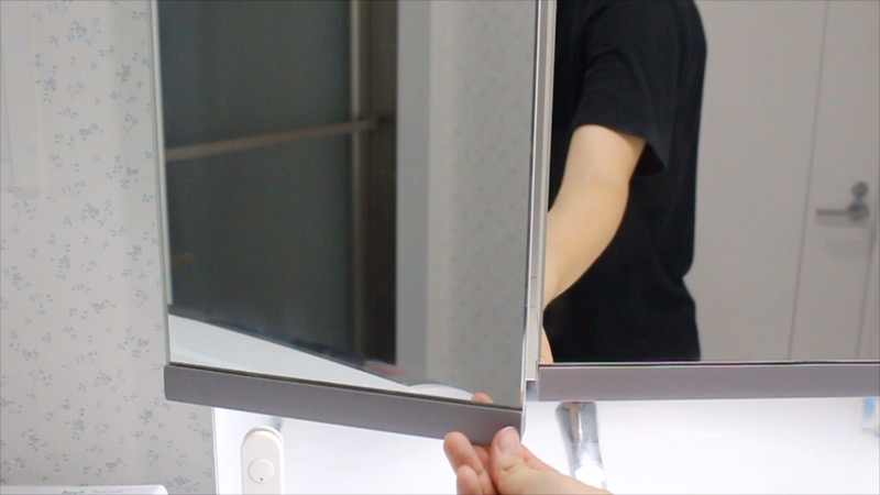 洗面台ミラー_普通の開け方