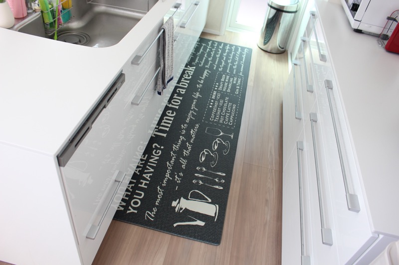 ニトリキッチンマット_引き