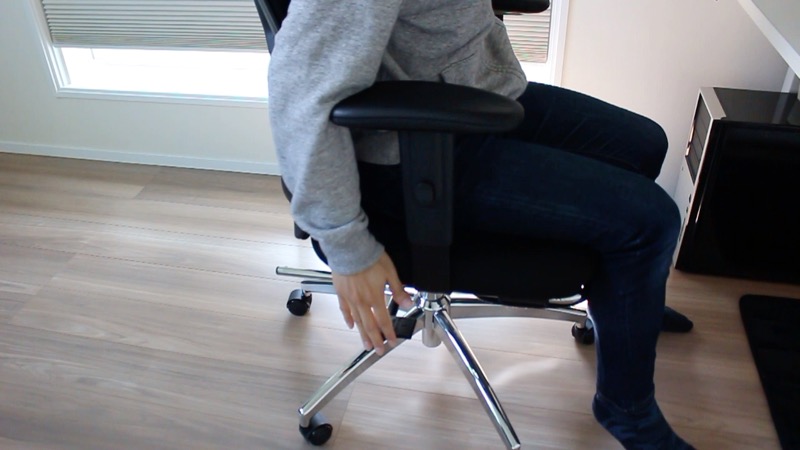 オフィスチェア_リクライニングロック