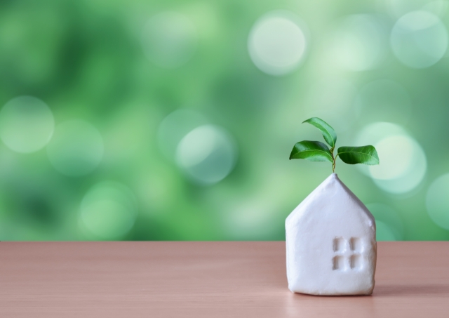 家と緑_イメージ