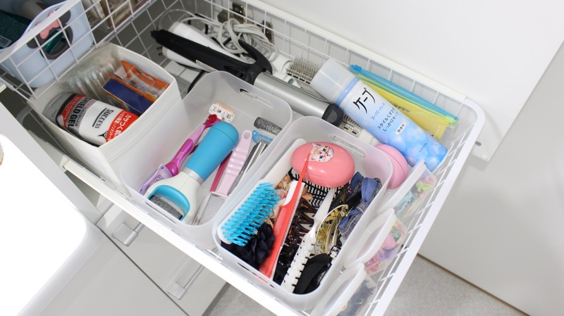 洗面台収納_右側_真ん中_上から5段目