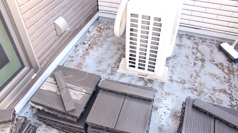 ルーフガーデン_掃除_WPC外した4