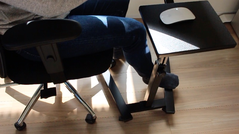 Tatkraftデスク_キャスターロックがない