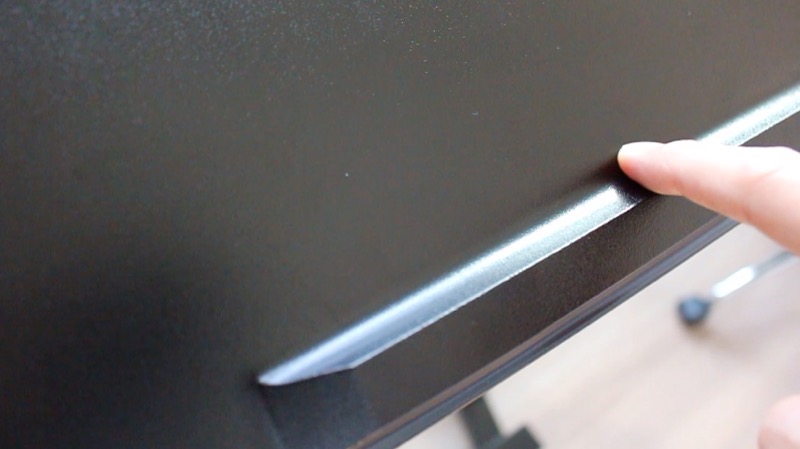 Tatkraftデスク_落下防止