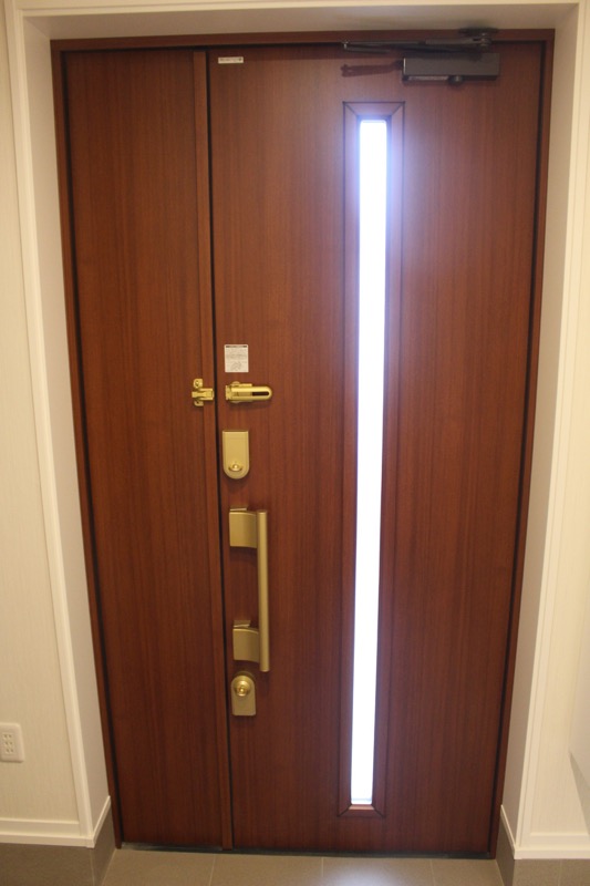 玄関ドア_スリットガラス