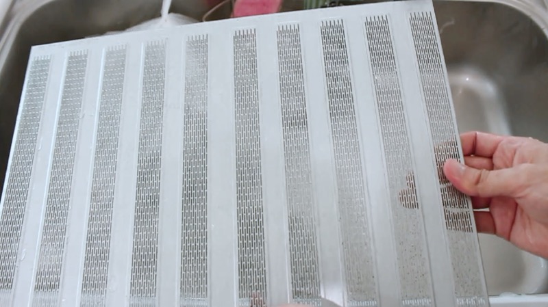 レンジフード_フィルター_オキシ漬け後手洗い後