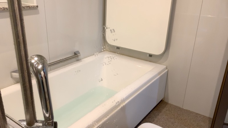 茂木和哉_磨き残し部分は水を弾かない