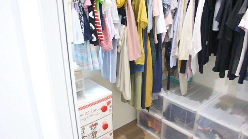 1階ウォークインクローゼット_洗面所の隣