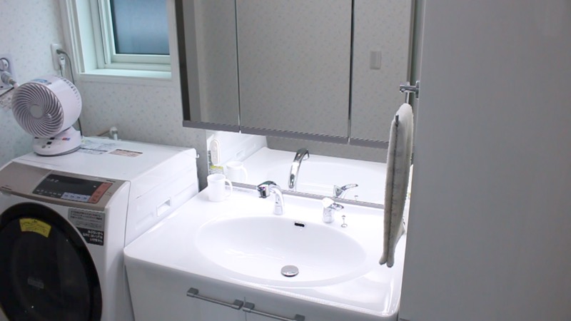 洗面所_洗面台と洗濯機