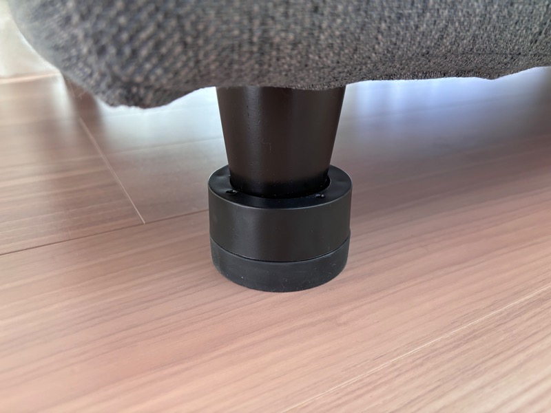 ニトリカウチソファ_脚底上げ1