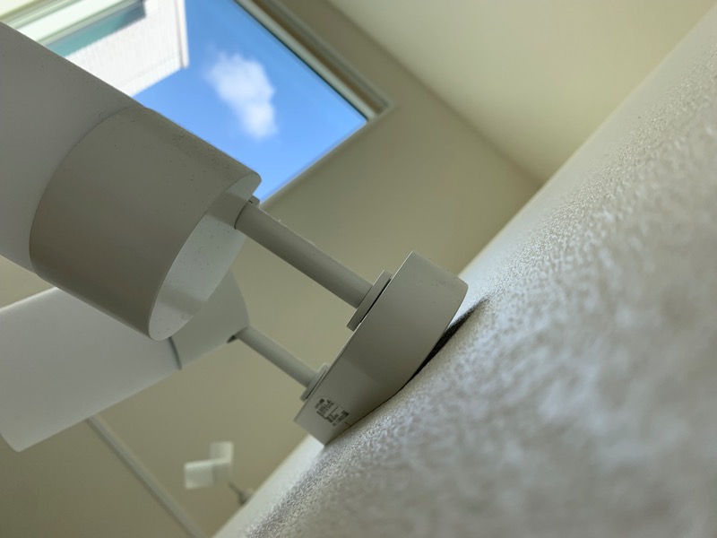 吹抜け照明外れかけ_2