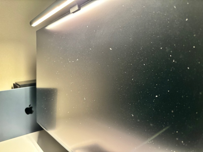 Quntisモニターライト_ホコリ