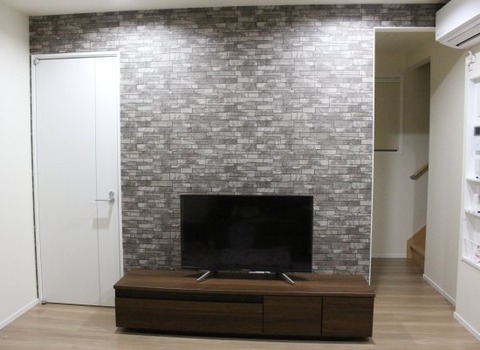 リビングの壁紙クロス