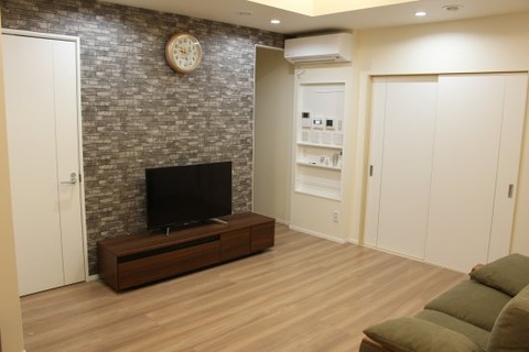 建具・フローリングの色_リビング1