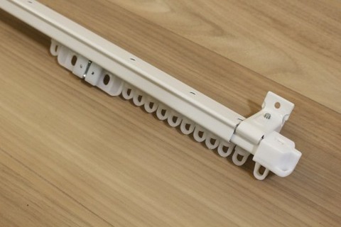 ニトリのカーテンレール2