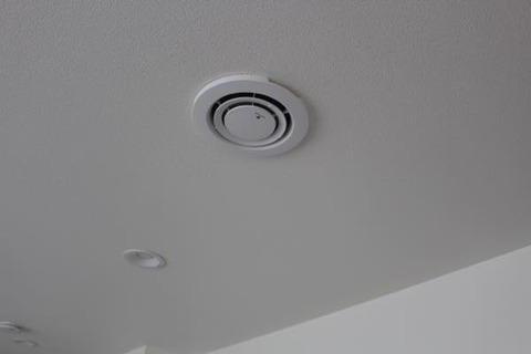 ナノイー発生機