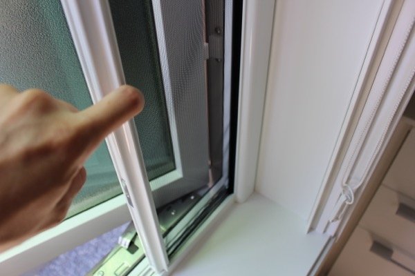 網戸_出す
