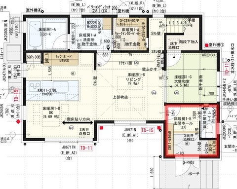 間取り_1階_玄関・トイレ