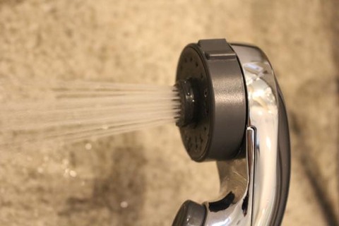 風呂_シャワーヘッド_細い