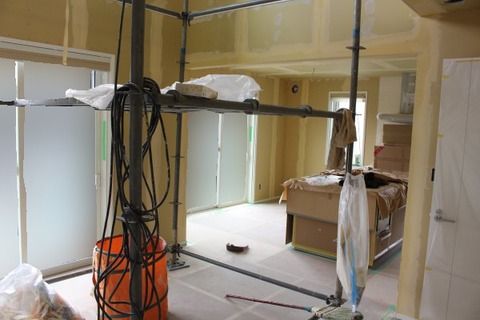 リビング_吹抜に足場2